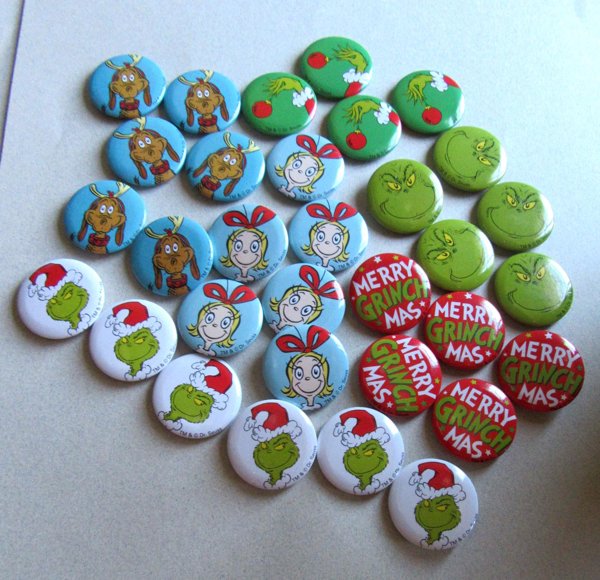 Grinch Mini Button Pins Lot 32 Count Cindy-Lou Who, Max Dr. Seuss