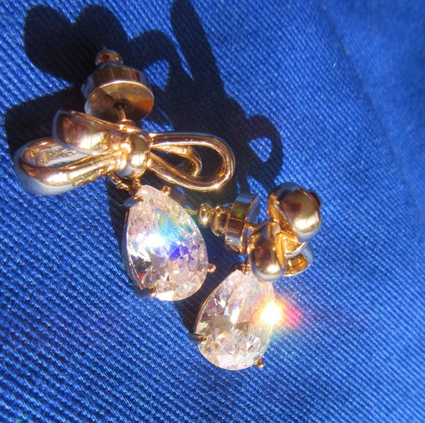 Austrian Crystal Teardrop Bow Pierced Earrings