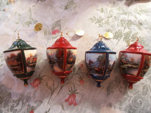 Thomas Kinkade Lamplight Traditions Ornament Covers Set of Four 2001