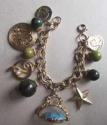 Vintage 1950's Blue Moon Green Bakelite And Lucite Charms Bracelet Smaller Wrist 7 1/4" Long