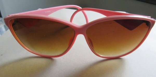 Vintage 1990's Ladies Pink Sunglasses